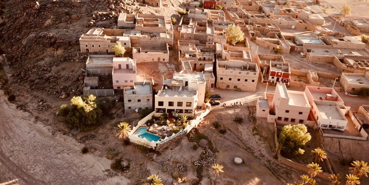 Riad Hiba Foum Zguid Luaran gambar