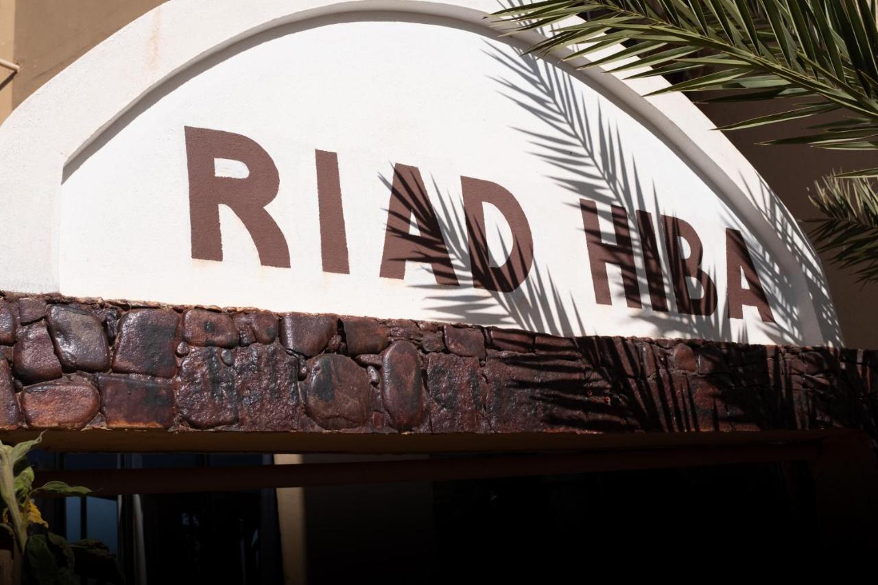 Riad Hiba Foum Zguid Luaran gambar